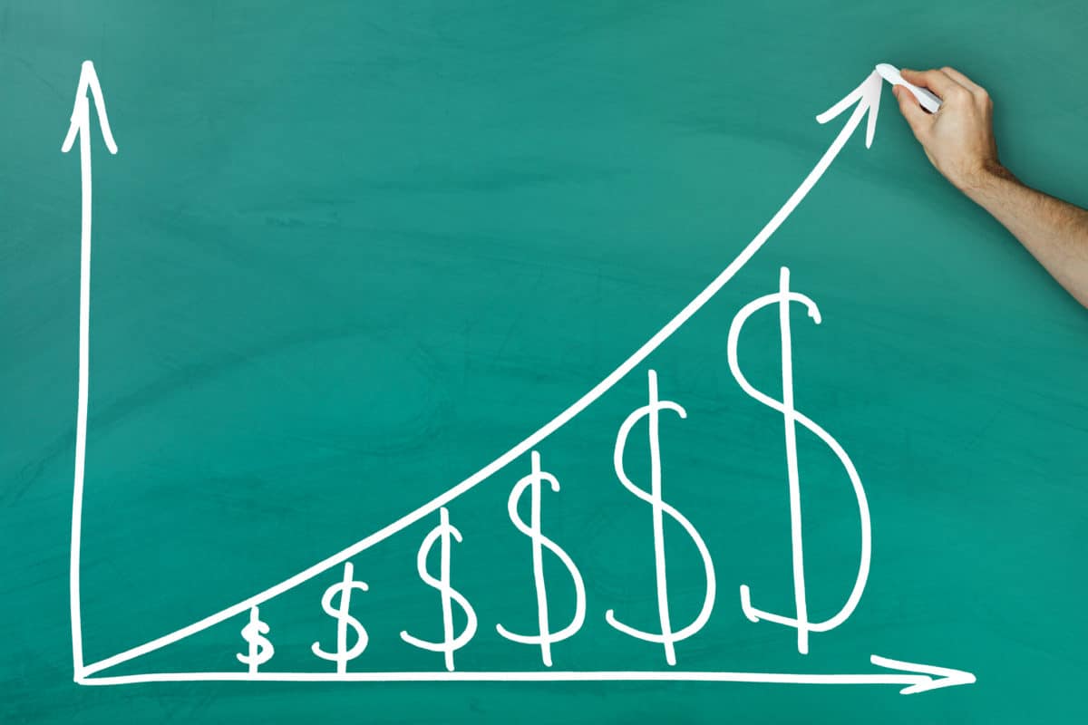 4 Canadian Stocks That Keep Raising Their Dividends