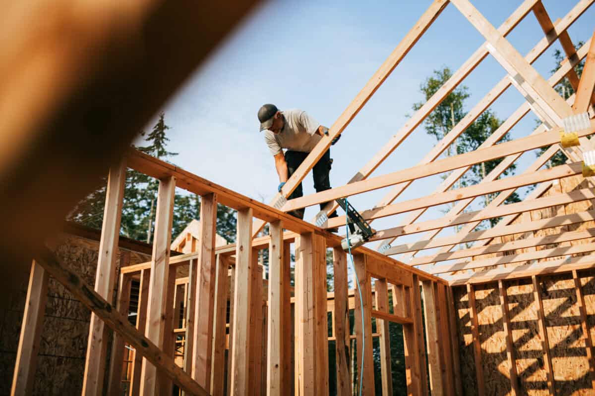 Here Are 2 TSX Stocks I’d Buy Before They Bounce Back