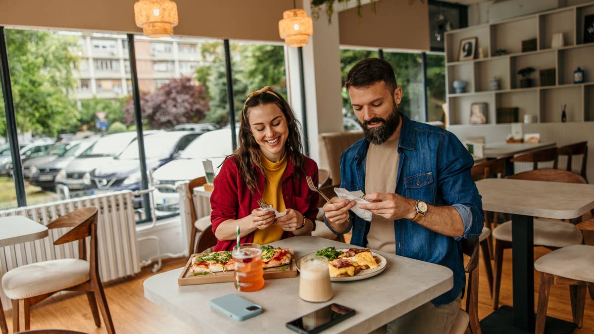 36-year-old casual dining chain files Chapter 11 bankruptcy